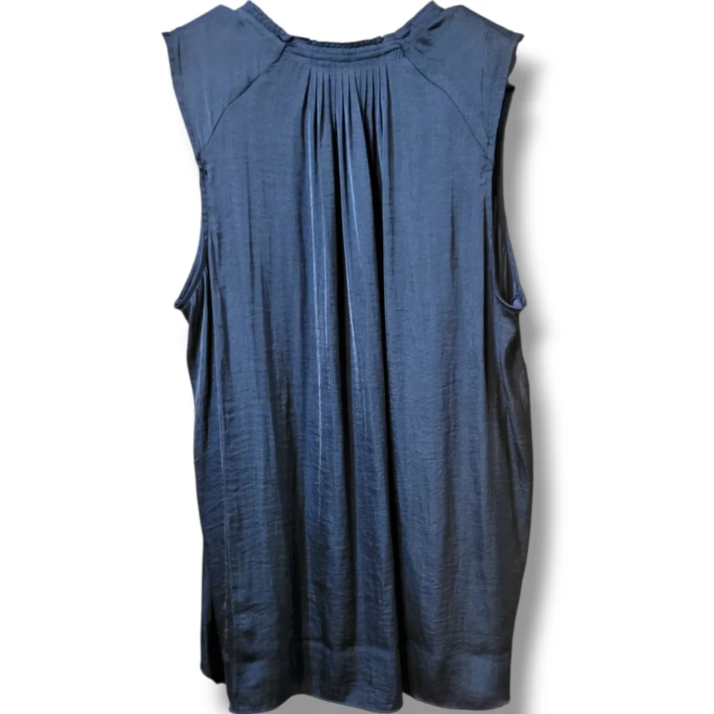 Simply Vera Vera Wang Pleated Tank - Picture 3 of 5